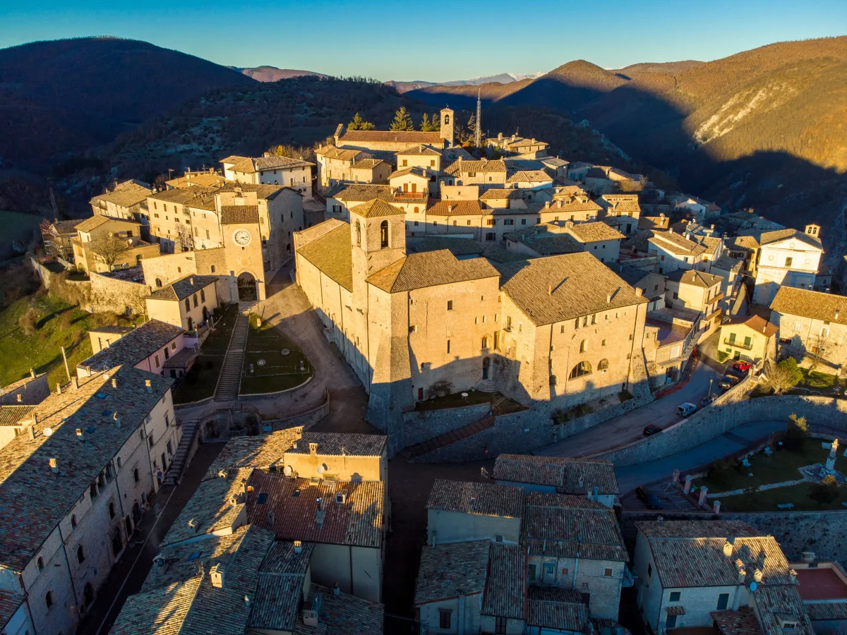 Un'Avventura di 7 Giorni a Montenero di Bisaccia e Dintorni