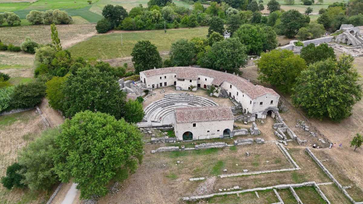 Come Arrivare a Sepino: Guida Pratica per Visitare l'Area Archeologica di Altilia-Saepinum