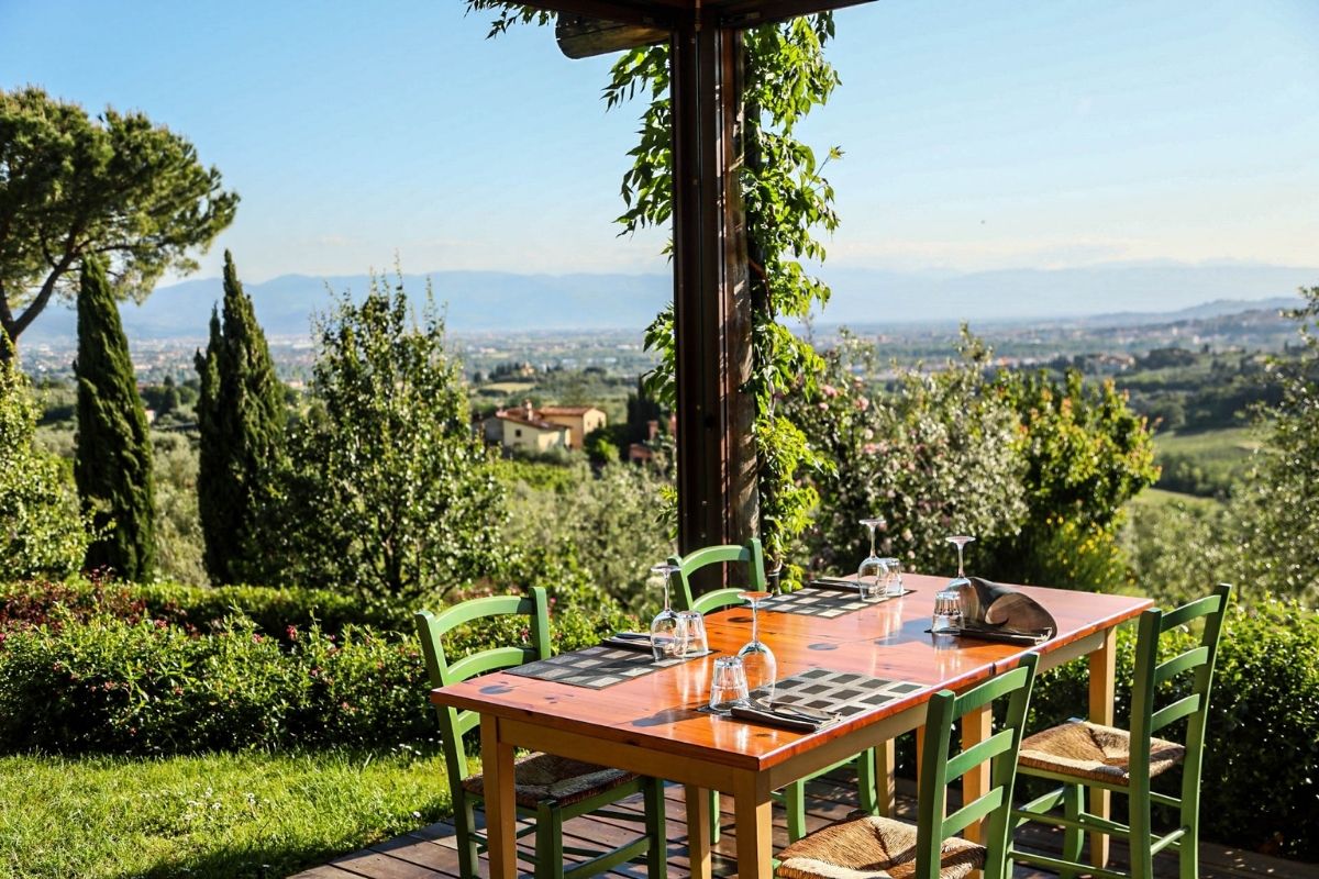 Atmosfera di un ristorante con vista a Trivento